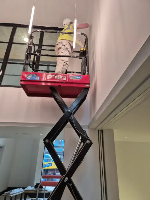 Click Here To Enlarge This Photo Of Painting Student Lets - Nottingham